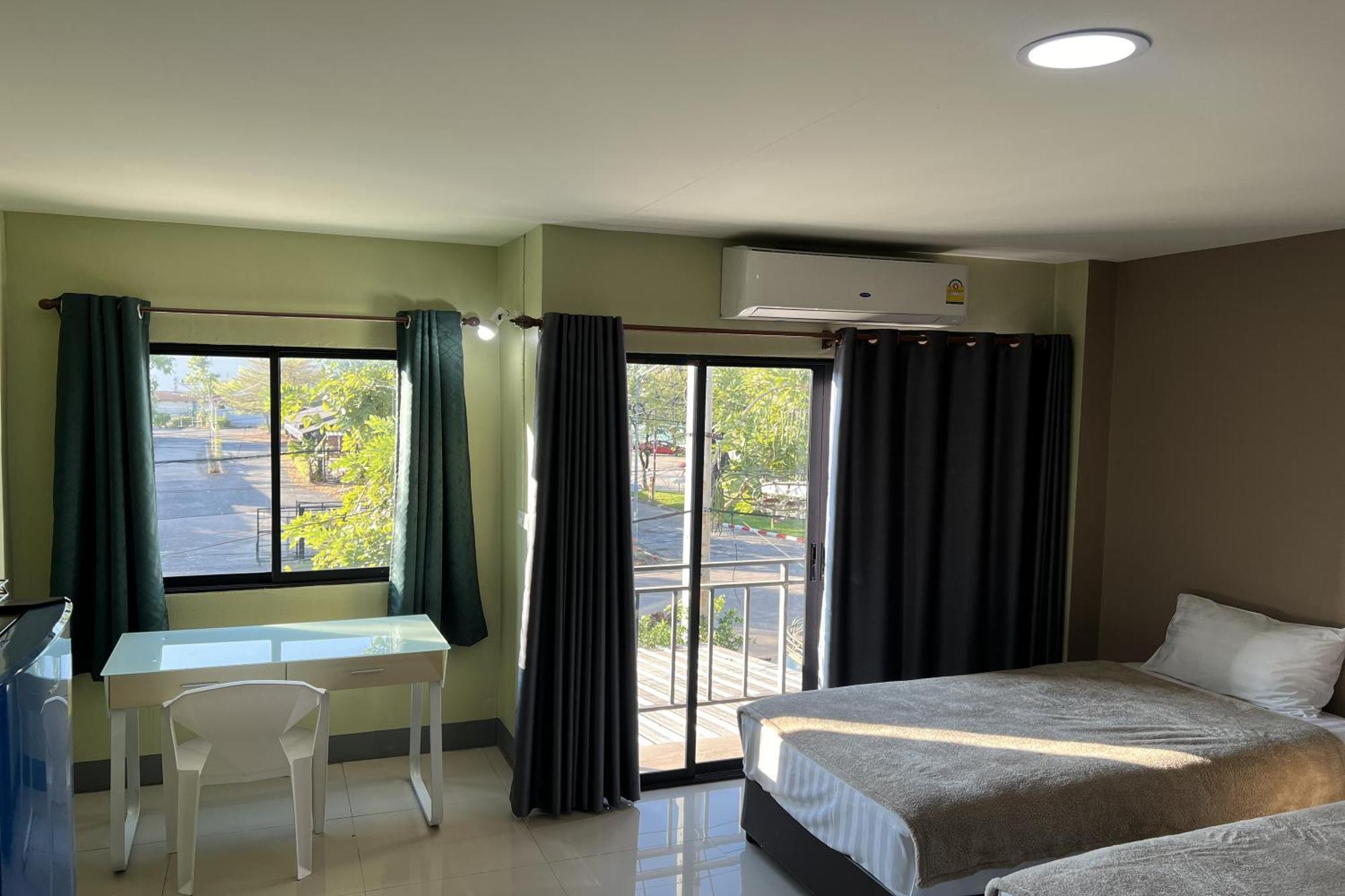 V Tharm Hotel Udon Thani Exterior photo